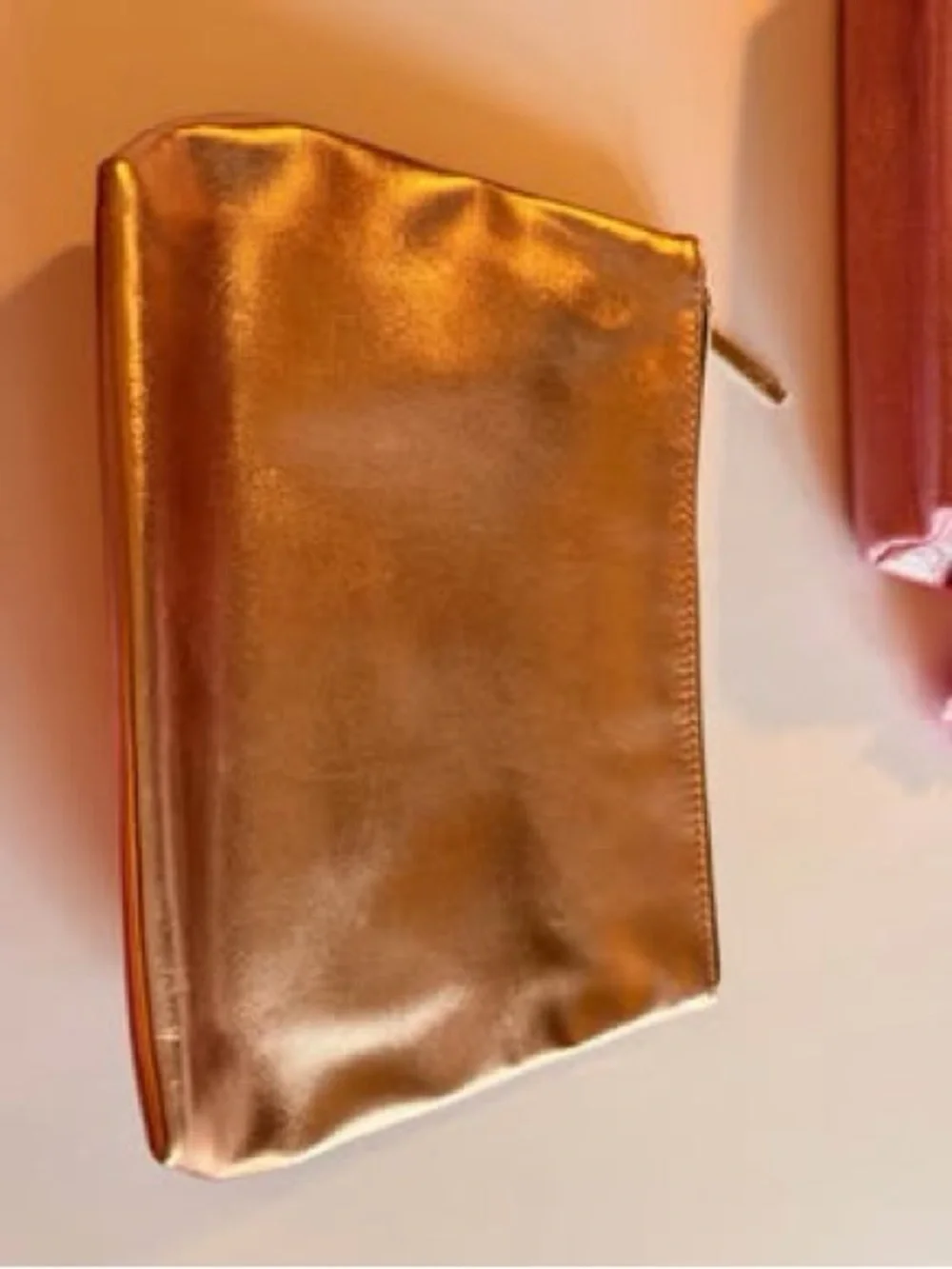 Lancome metallic toiletries be